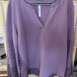 Anthropologie V-neck sweatshirt size medium